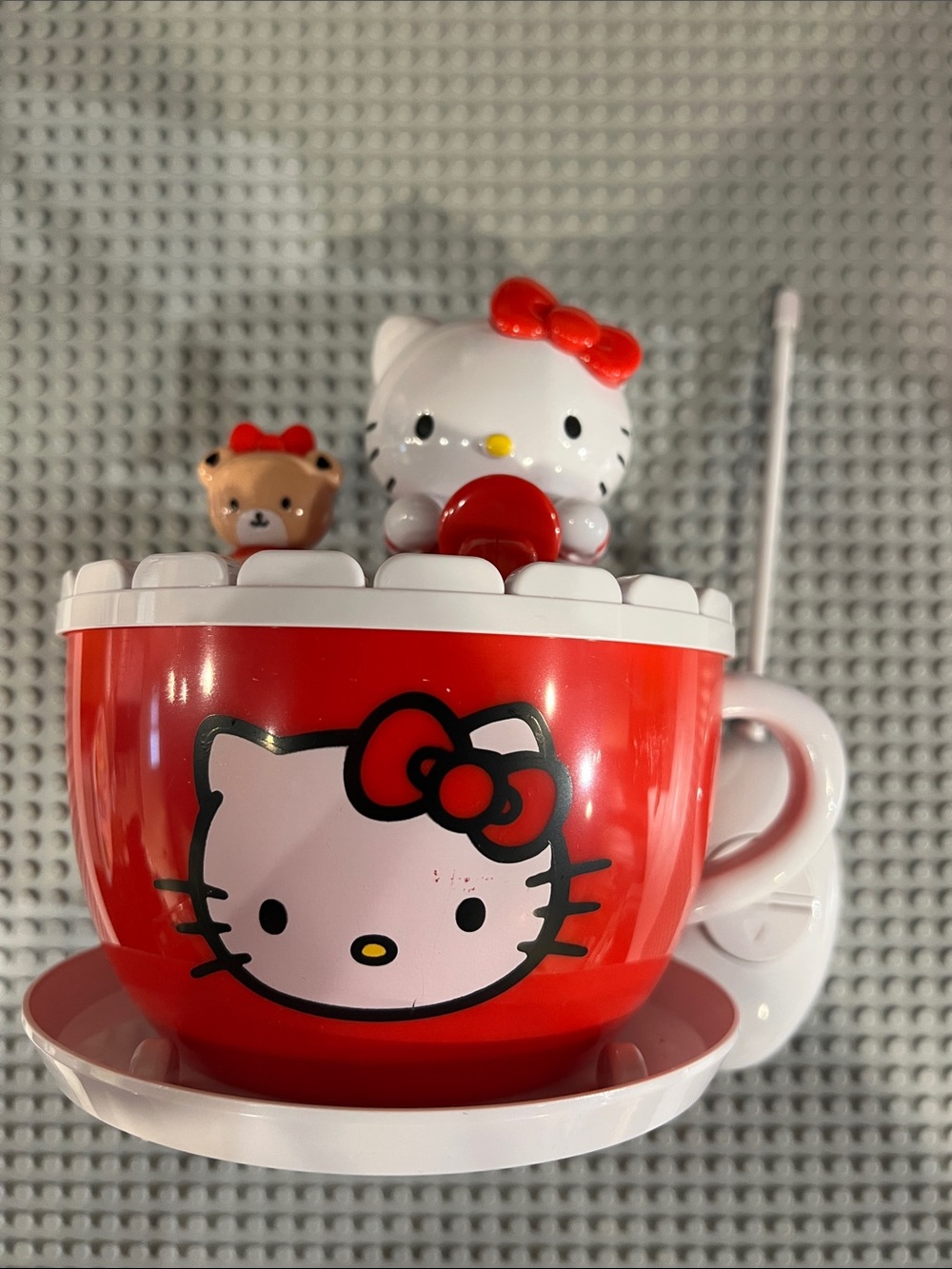 Hello Kitty Red and White Tea Cup Playset with Figure